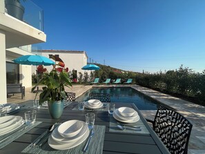 Outdoor dining - Villa sun dream (Septèmes-les-Vallons)
