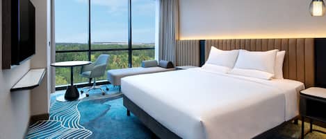 Superior Room, 1 King Bed | Desk, soundproofing, free WiFi, bed sheets