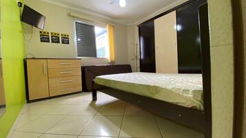 1 bedroom, iron/ironing board, WiFi