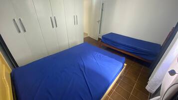 1 bedroom, iron/ironing board, internet