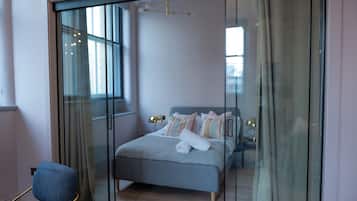 Apartment | 2 bedrooms, iron/ironing board, free WiFi, bed sheets