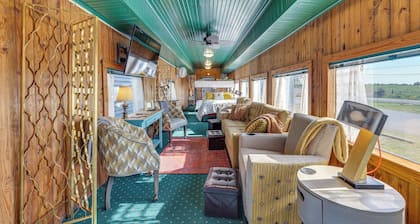 Charming Converted Railcar Studio in Joplin!