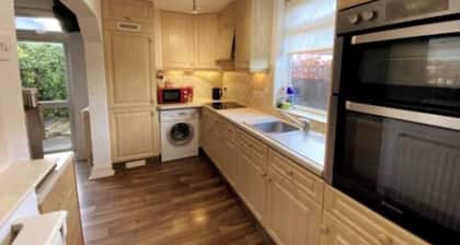 Budgeted Shared Residence near Coventry Building Society (CBS) Ricoh Arena & M6