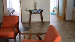 Unclassified image, 4 of 18, button - Awesome Villa 2 Chic Pool & Hot Tub  (El Sargento)