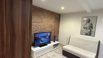 Apartment | 1 Schlafzimmer, Bügeleisen/Bügelbrett, kostenloses WLAN, Bettwäsche