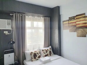 1 chambre, fer et planche à repasser, Wi-Fi, draps fournis