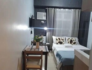 1 chambre, fer et planche à repasser, Wi-Fi, draps fournis