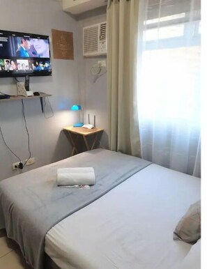 1 soverom, strykejern/-brett, wi-fi og sengetøy