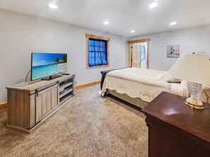 3 sovrum, strykjärn/strykbräda, wi-fi och sängkläder