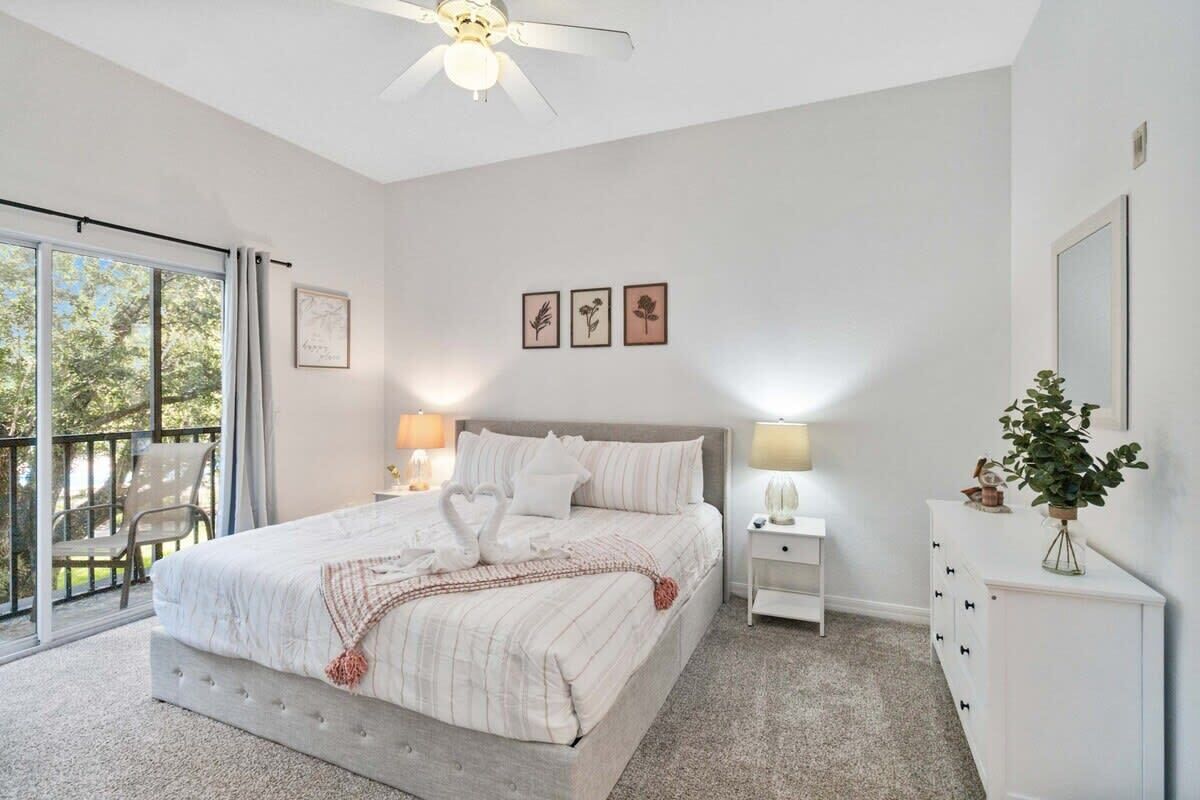 YOS-3 bedrooms condo unit in Bahama Bay