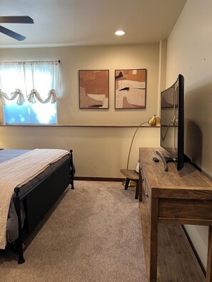 1 Schlafzimmer, Bügeleisen/Bügelbrett, kostenloses WLAN, Bettwäsche