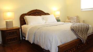 3 bedrooms, in-room safe, iron/ironing board, free WiFi