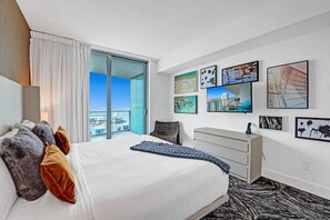 2 bedrooms, desk, iron/ironing board, travel cot