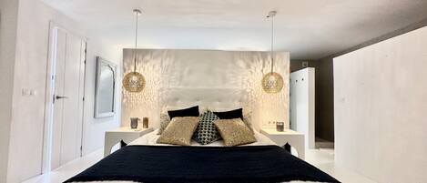 4 dormitorios, tabla de planchar con plancha, wifi y ropa de cama