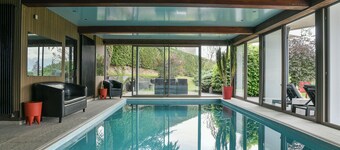 Superbe Villa Avec Piscine Intérieure