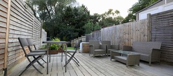 Escape your concerns in this peaceful, 3-bedroom, serene sanctuary!