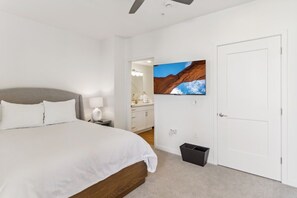 1 Schlafzimmer, Schreibtisch, Bügeleisen/Bügelbrett, WLAN