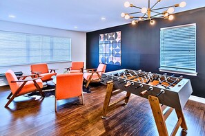 Games room - Grand Prairie World Cup: 10 min Drive to Stadium 20 min drive to Fan Festival i (Grand Prairie)