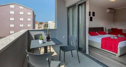 Pula City Center Accommodation - Superior Triple Room