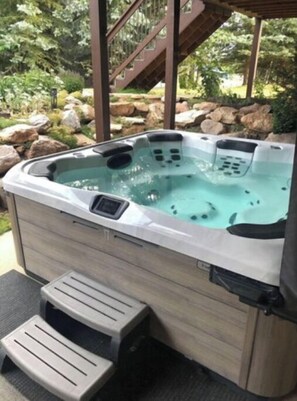 Bain à remous extérieur