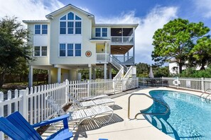 Piscine extérieure, piscine chauffée