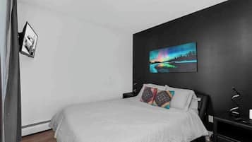 1 bedroom, iron/ironing board, WiFi, bed sheets
