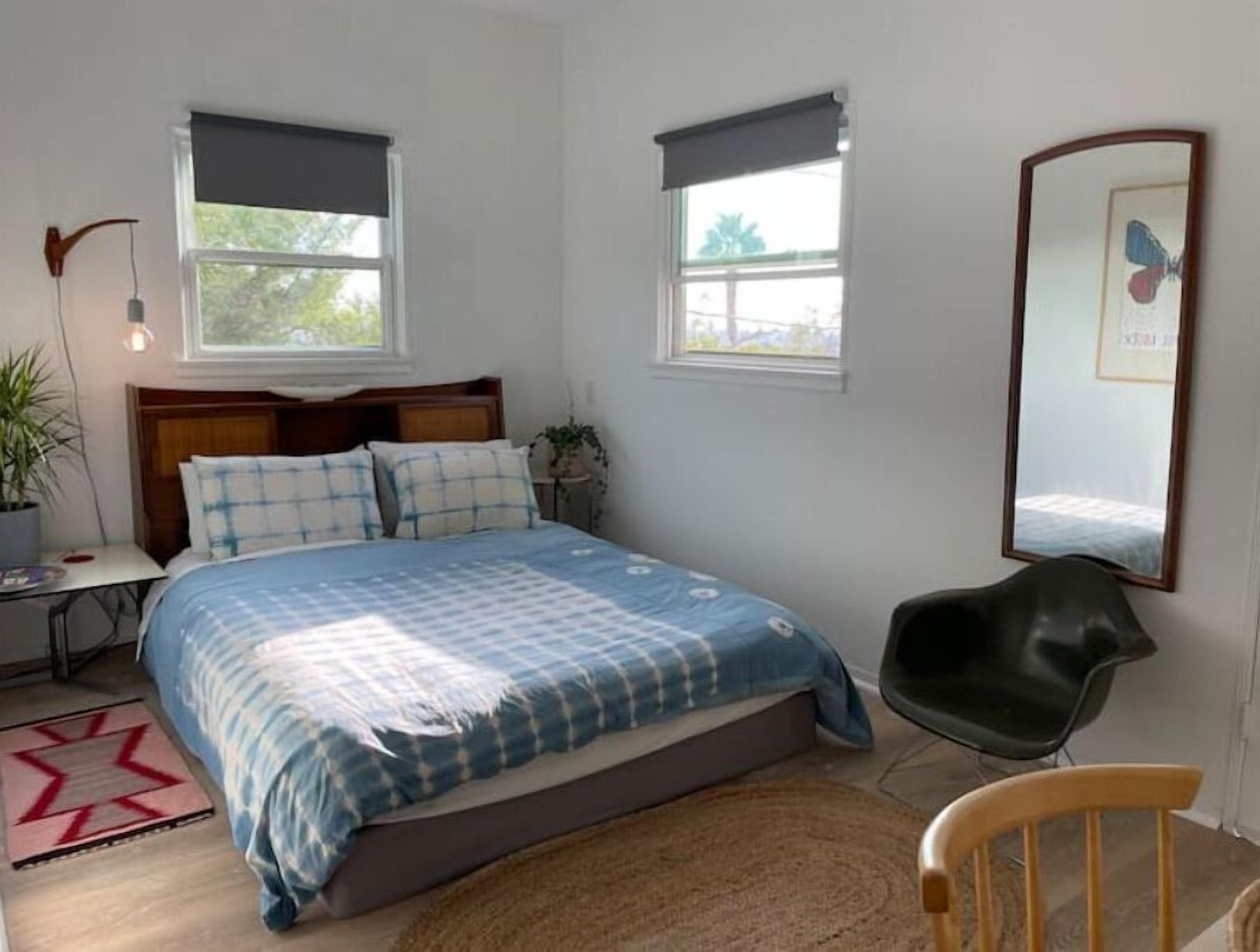 2 Schlafzimmer, Schreibtisch, Bügeleisen/Bügelbrett, kostenloses WLAN