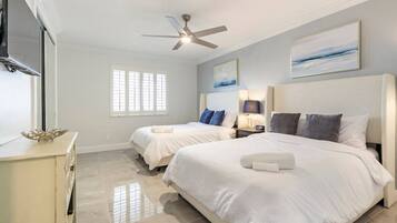 2 Schlafzimmer, Schreibtisch, Bügeleisen/Bügelbrett, WLAN