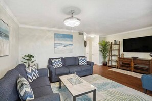 تلفزيون ذكي