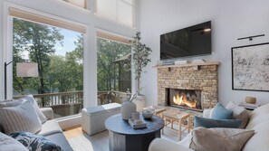 Téléviseur connecté, foyer