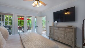 4 chambres, fer et planche à repasser, Wi-Fi, draps fournis