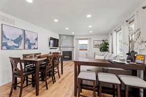 Dining - Fire Pit, Fully Stocked, Family-Friendly Oasis (Wichita)