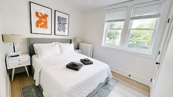 1 chambre, fer et planche à repasser, accès au Wi-Fi (inclus)