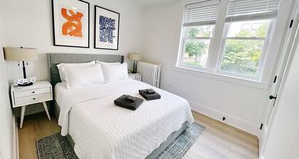 Cozy Neighborhood Escape: Near Northwestern-Chicago-Beaches & More