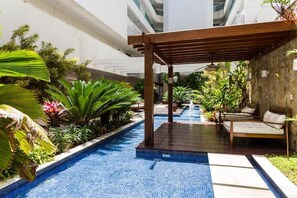 Pool - Mandai Premium Sea View Apartment (Algodoal Cabo Frio)