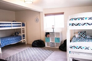 3 bedrooms, WiFi, bed sheets
