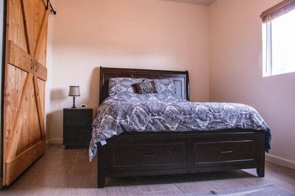 3 bedrooms, WiFi, bed sheets