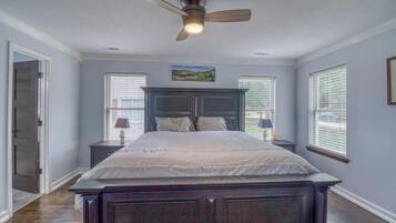 2 bedrooms, iron/ironing board, travel crib, WiFi