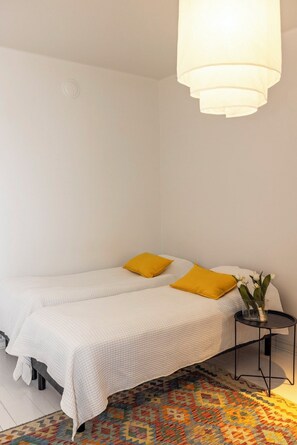 1 bedroom, iron/ironing board, travel cot, free WiFi