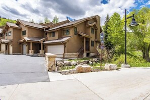 Exterior - Walk to Main St., Cozy 2BR/2BA in Deer Valley (Park City)