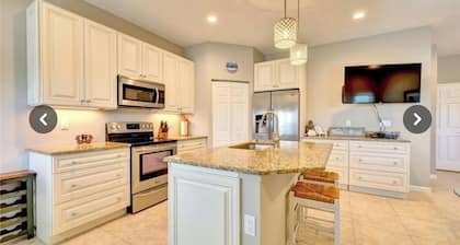 Cozy villa a short walk from the beach ready for your family.
