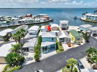 Cozy villa a short walk from the beach ready for your family.