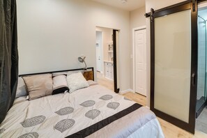 1 bedroom, iron/ironing board, Internet, bed sheets - Pet-Friendly Riverside Vacation Rental w/ Patio! (Riverside)