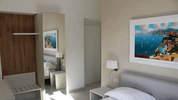 Kamar Klasik | Meja kerja, Wi-Fi gratis, dan seprai linen