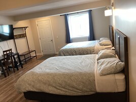 Economy Double Room | Desk, free WiFi, bed sheets