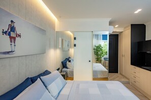 Camas con pillow-top, caja de seguridad en la habitación y escritorio 