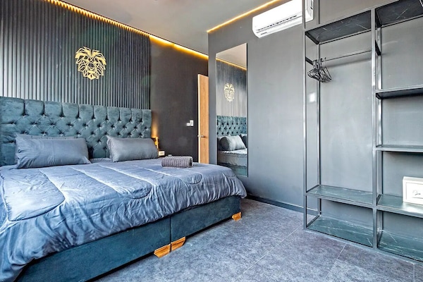 Ropa de cama de alta calidad, cubrecamas y colchones con efecto memoria