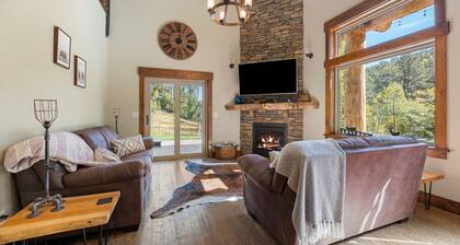 Serene retreat in the Black Hills, AC, Hot Tub, Close to Deadwood