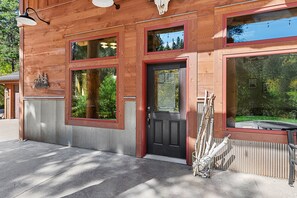 Exterior detail - Serene retreat in the Black Hills, AC, Hot Tub, Close to Deadwood (Lead)