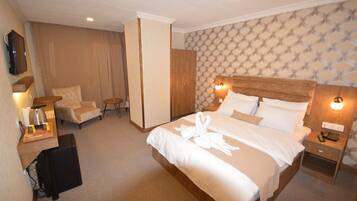 1 bedroom, soundproofing, free WiFi, bed sheets